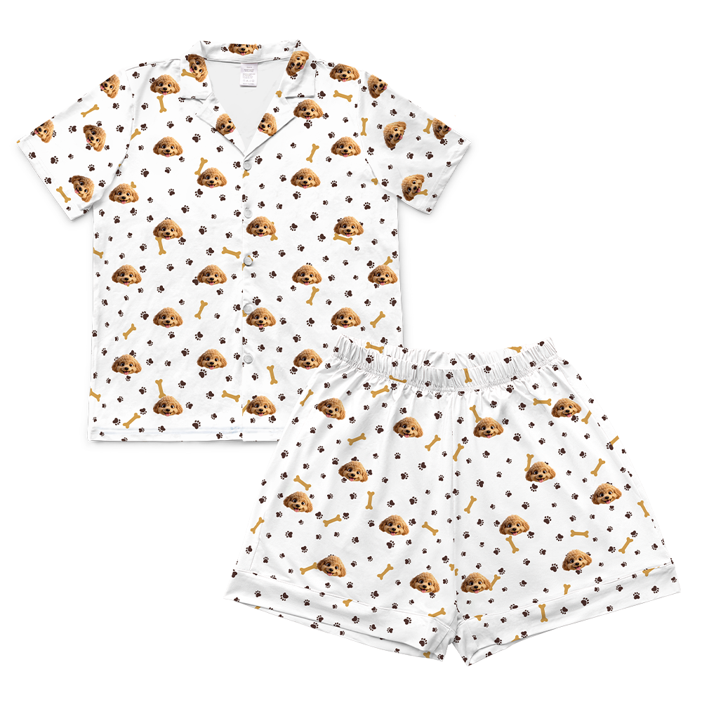 This is a cartoon pajama set which contains a short sleeve shirt with buttons and a short pajama[ShortSleevePajamaShirt&ShortsSet]